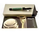 Pelikan Souveran M400 Green and Black Fountain Pen (Old Logo)