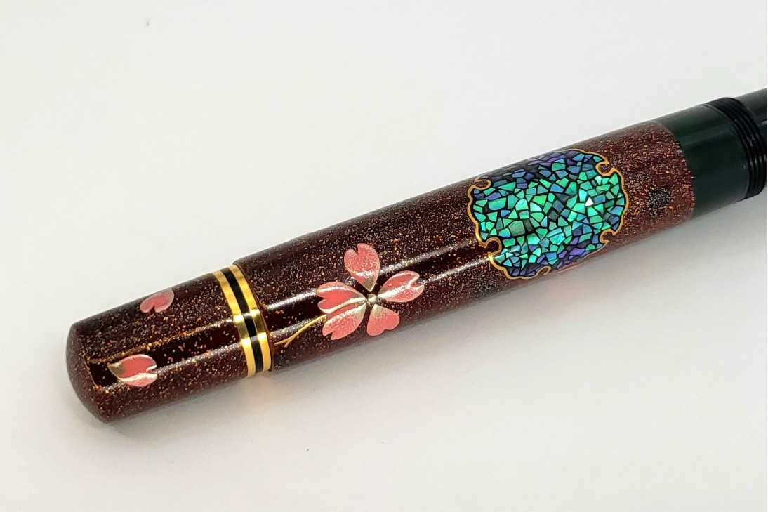 Pelikan Limited Edition Maki-e Souveran M1000 Snow, Moon and Flower Fountain Pen