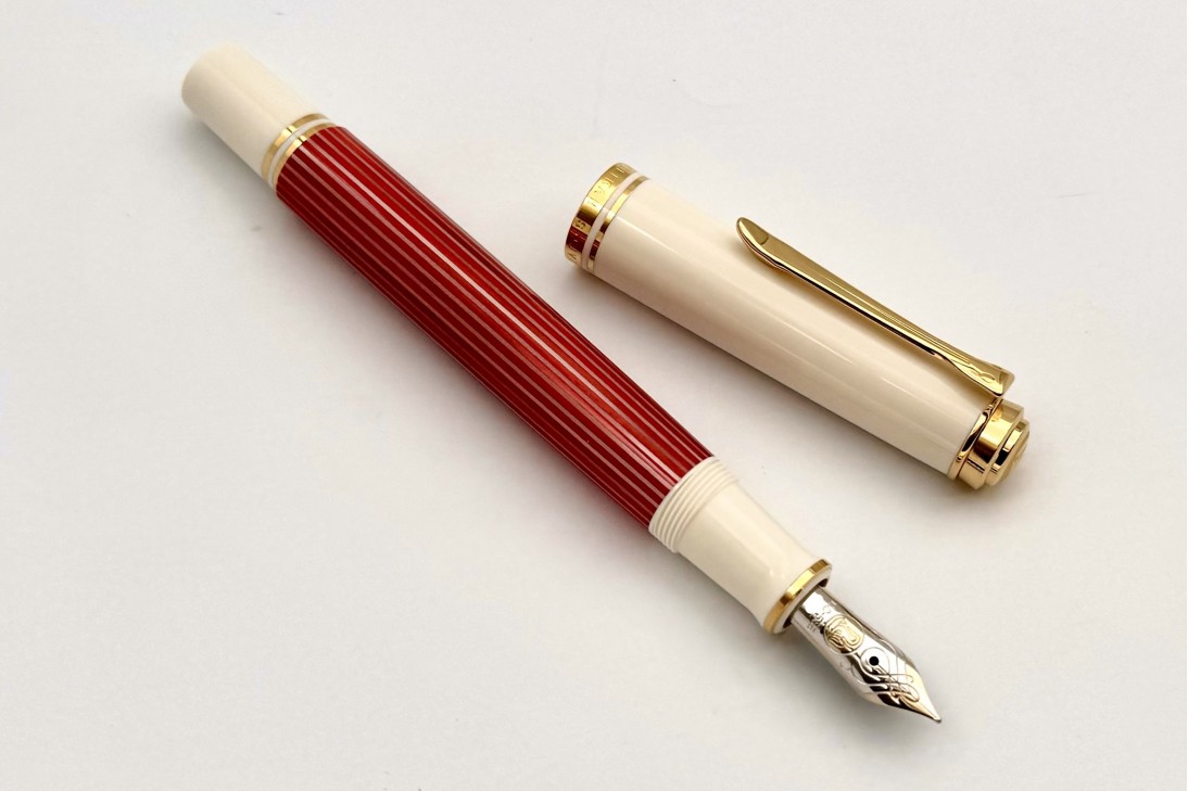Pelikan Special Edition Souveran M600 Red White Fountain Pen