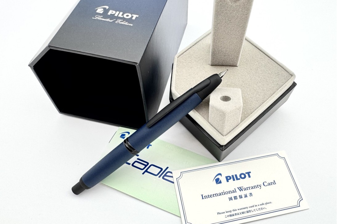 Pilot Limited edition 2025 Capless Link Midnight Fountain Pen