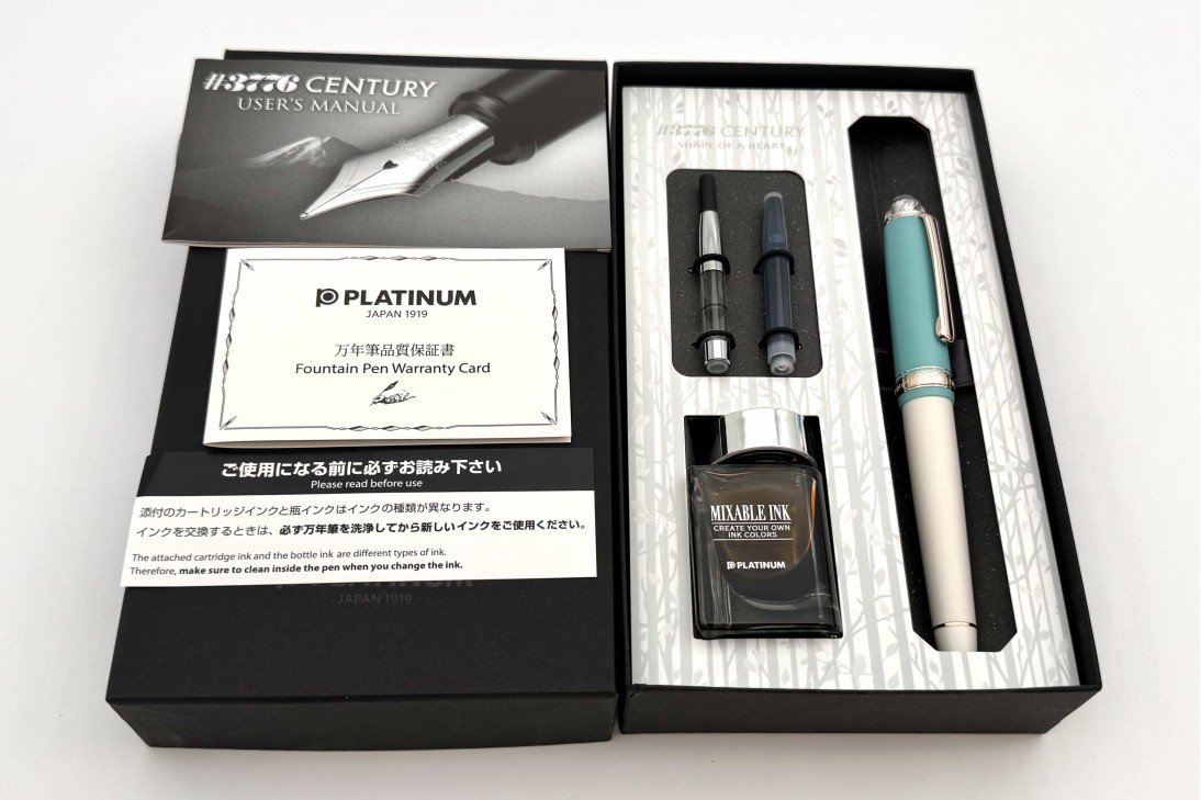 Platinum Limited Edition 3776 Century Shape of Heart Bluebird Fountain Pen