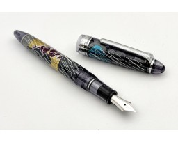 Sailor 1911 Standard Ninja Sachihoko Maki-e Fountain Pen