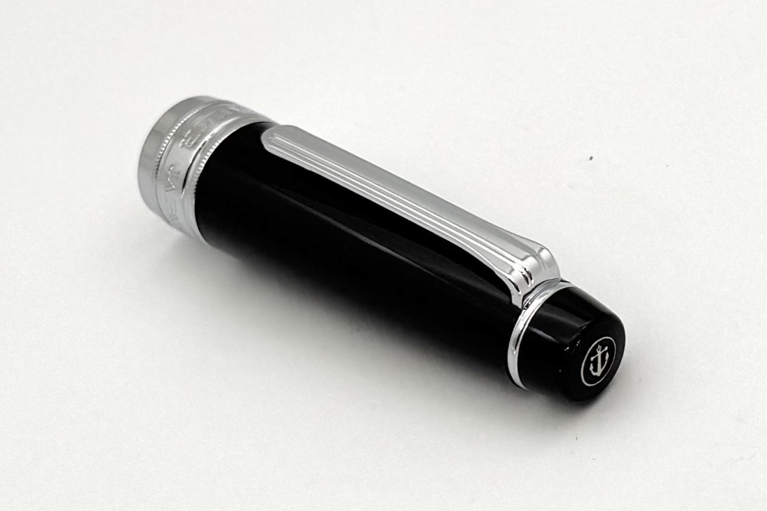 Sailor King of Pens - King Professional Gear Black with Rhodium Trim Fountain Pen