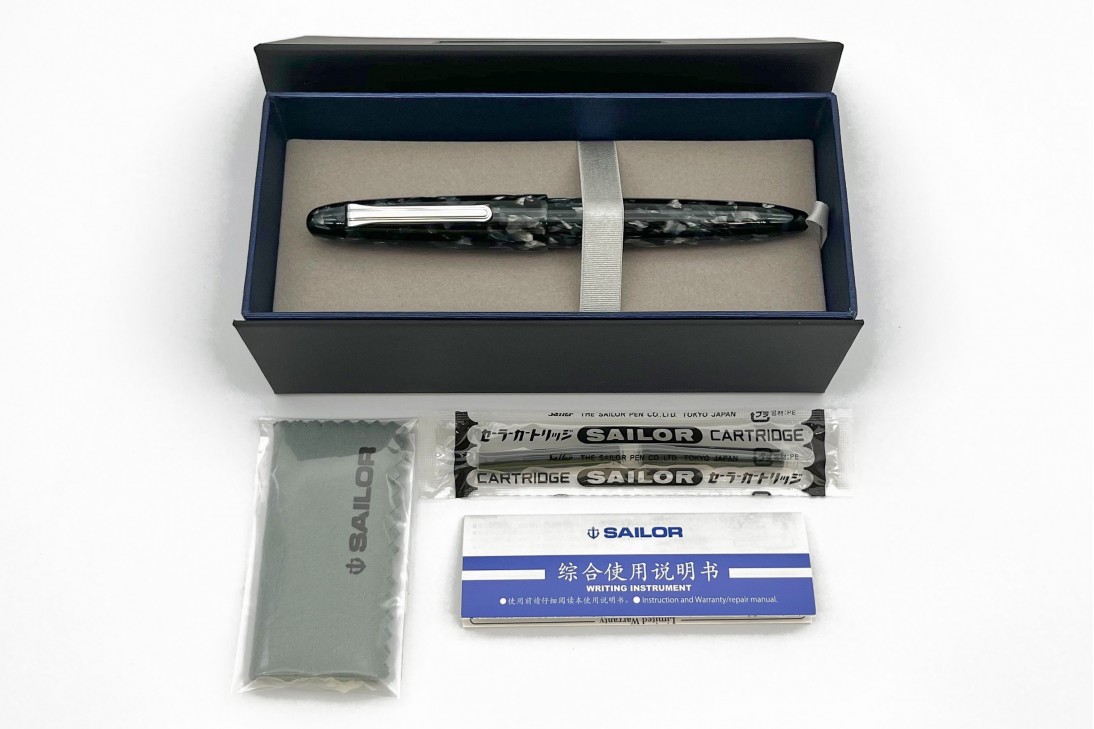 Sailor King of Pens Grey Mosaic Rhodium Trim Fountain Pen