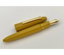 Sailor King of Pens Urushi Yellow Gold Trim Fountain Pen