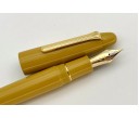 Sailor King of Pens Urushi Yellow Gold Trim Fountain Pen