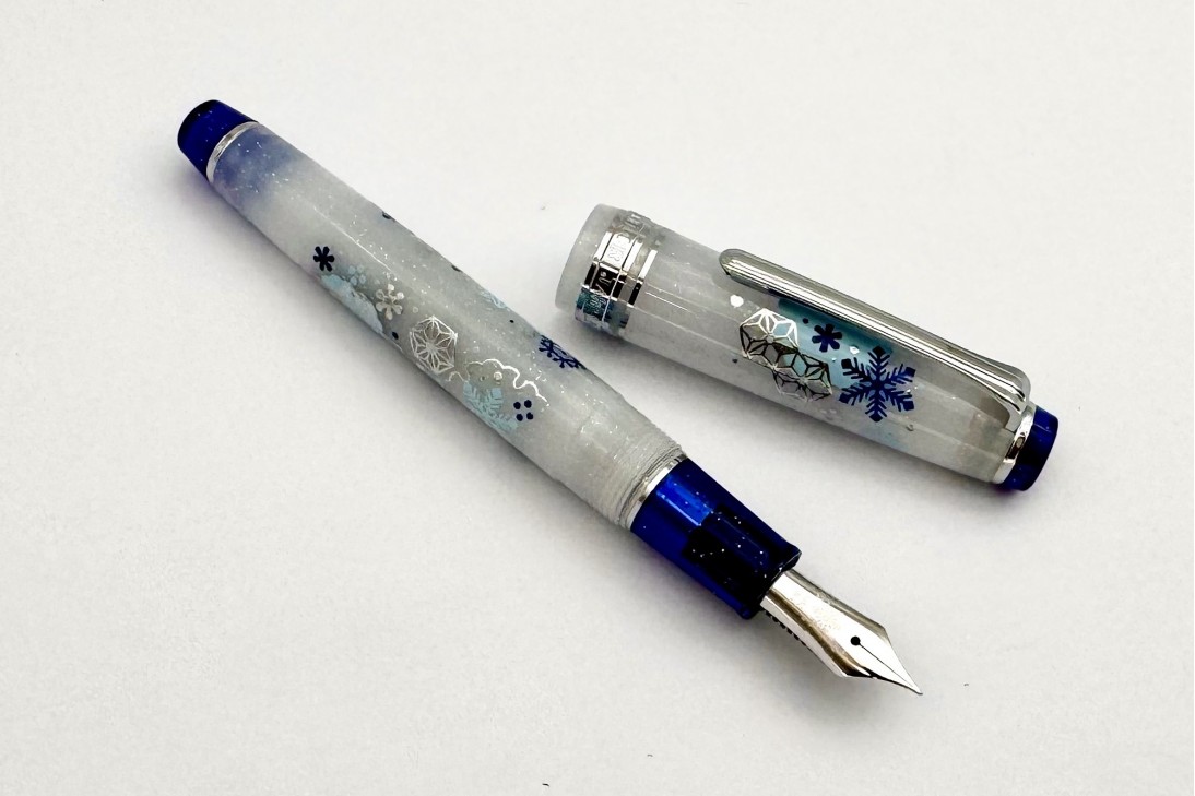 Sailor x Plus Limited Edition ProGear Slim First Snow Fountain Pen (MF Nib)