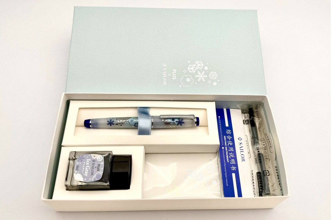 Sailor x Plus Limited Edition ProGear Slim First Snow Fountain Pen (MF Nib)