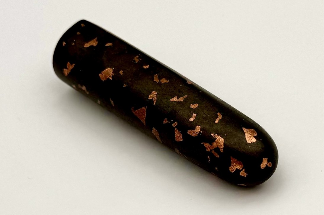 Sailor Nawate Haku-Chirashi Fountain Pen - Kaku, adorned with copper foil