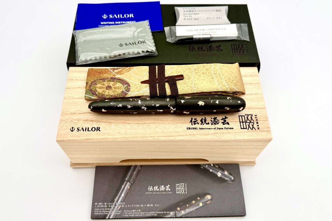 Sailor Nawate Haku-Chirashi Fountain Pen - Yoh, adorned with silver foil