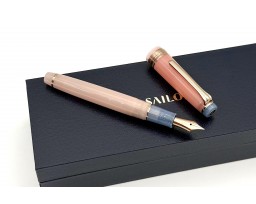 Sailor Progear Slim Dried Flower 2 Globe Amaranth Fountain Pen