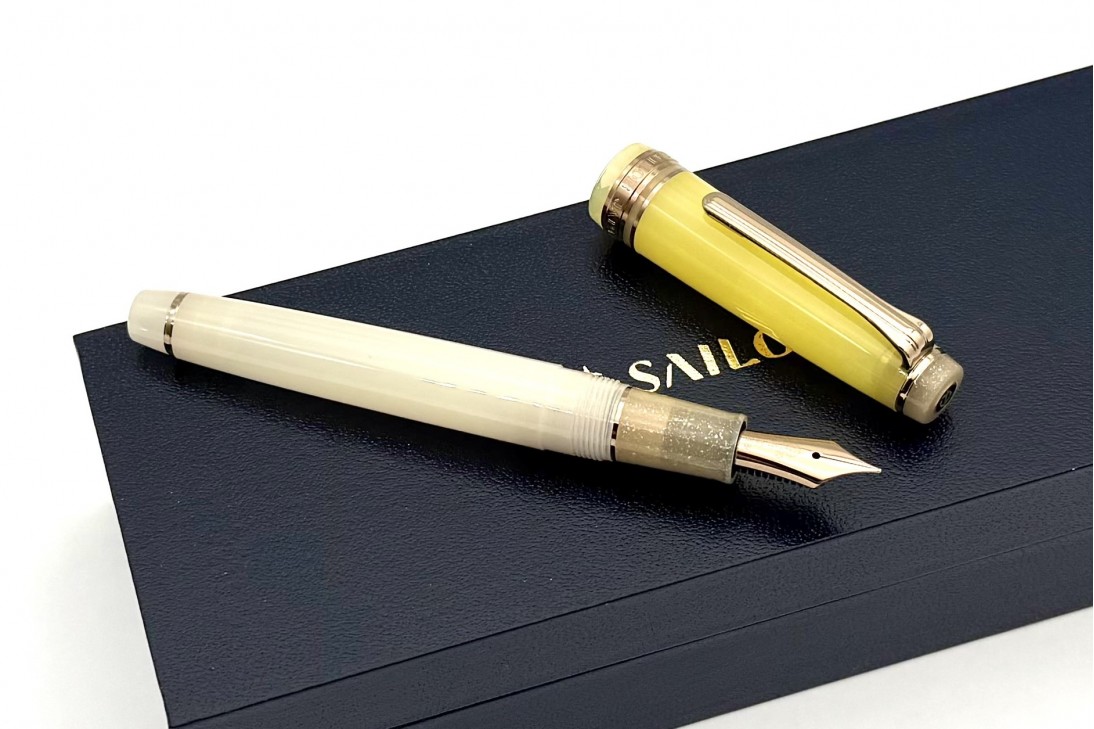 Sailor Progear Slim Dried Flower 2 Marigold Fountain Pen