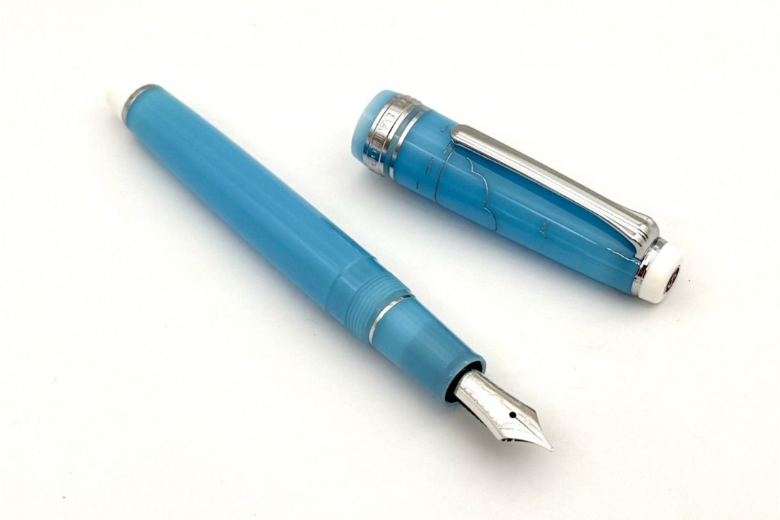 Sailor Progear Slim Japanese Scenery Nyudogumo Fountain Pen