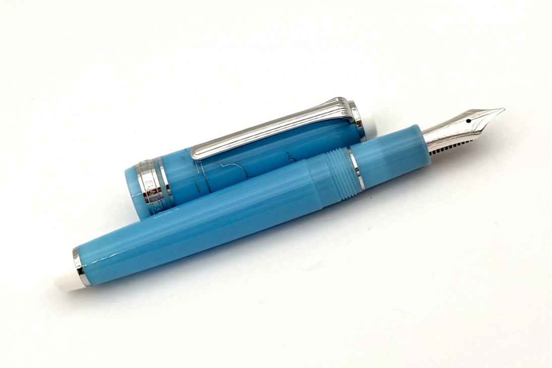 Sailor Progear Slim Japanese Scenery Nyudogumo Fountain Pen