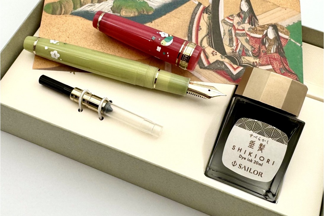 Sailor ProGear Slim Princess Raden Uguisu Fountain Pen Special Package Set