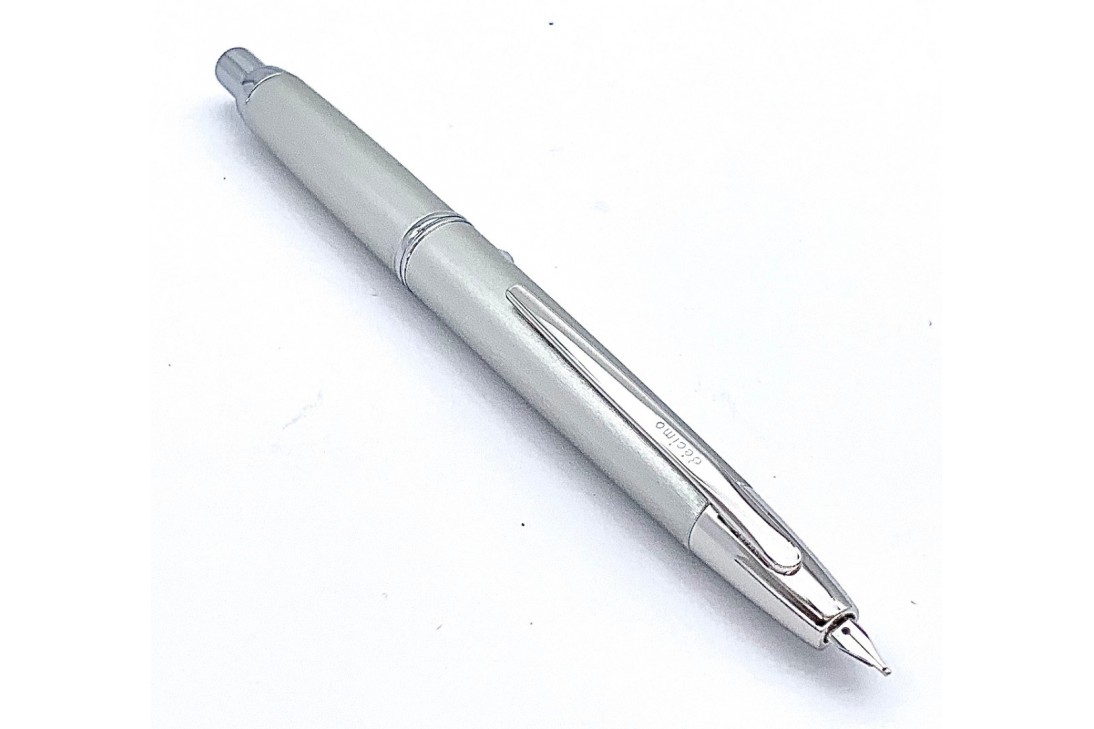 PILOT CAPLESS VANISHING POINT DECIMO 20 SILVER FOUNTAIN PEN