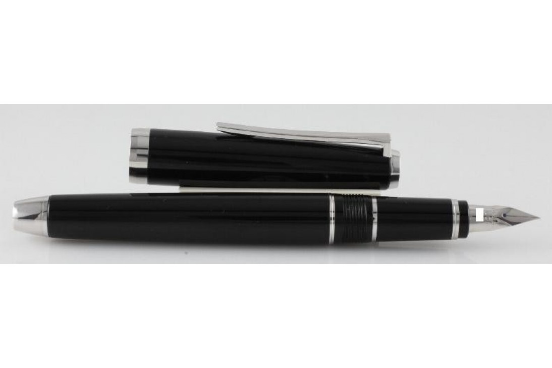 Pilot Falcon Black Metal Fountain Pen