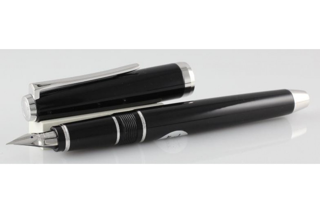 Pilot Falcon Black Metal Fountain Pen