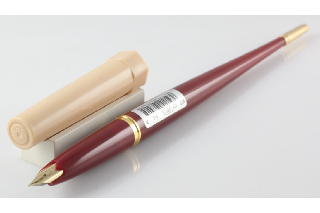 Platinum Desk Pen Red Fountain Pen