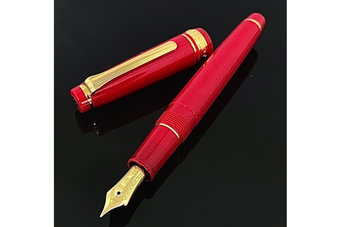 SAILOR SHIKIORI JAPANESE FAIRY TALE FOUNTAIN PEN - PRINCESS KAGUYA (CRIMSON)