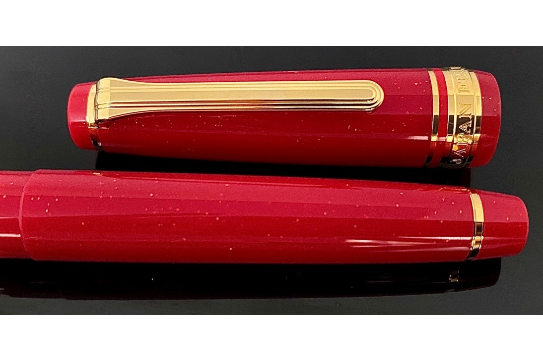 SAILOR SHIKIORI JAPANESE FAIRY TALE FOUNTAIN PEN - PRINCESS KAGUYA (CRIMSON)
