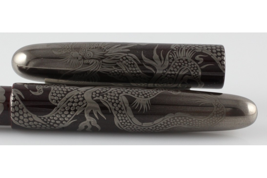 Nakaya Cigar Portable Aka-Tame Gin Bokashi Ascending Silver Dragon Fountain Pen