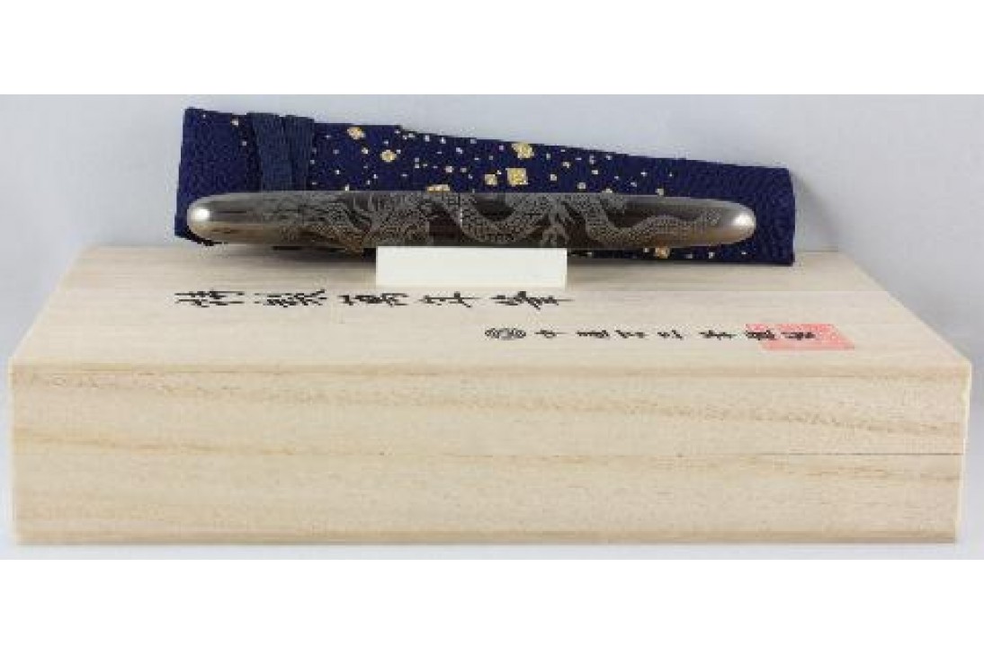 Nakaya Cigar Portable Aka-Tame Gin Bokashi Ascending Silver Dragon Fountain Pen