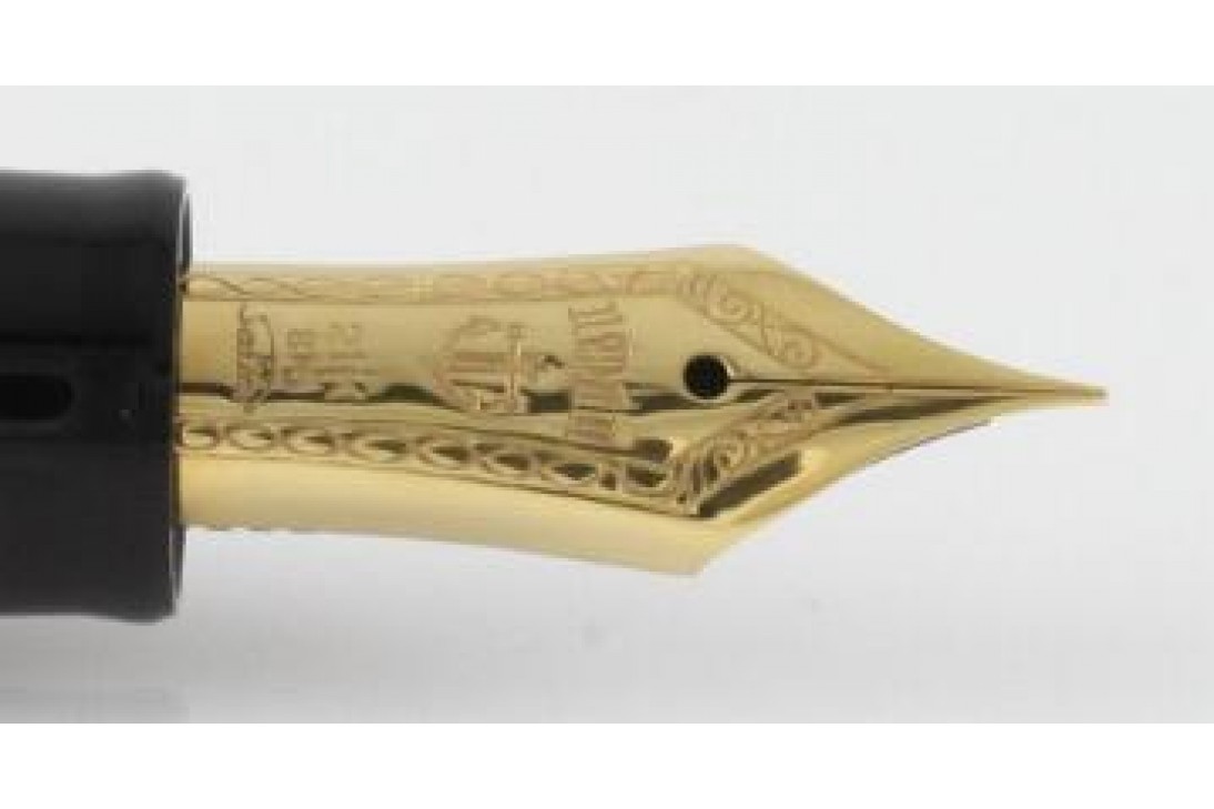 Sailor Limited Edition 1911 Realo Hana Maki-e Kiku Fountain Pen