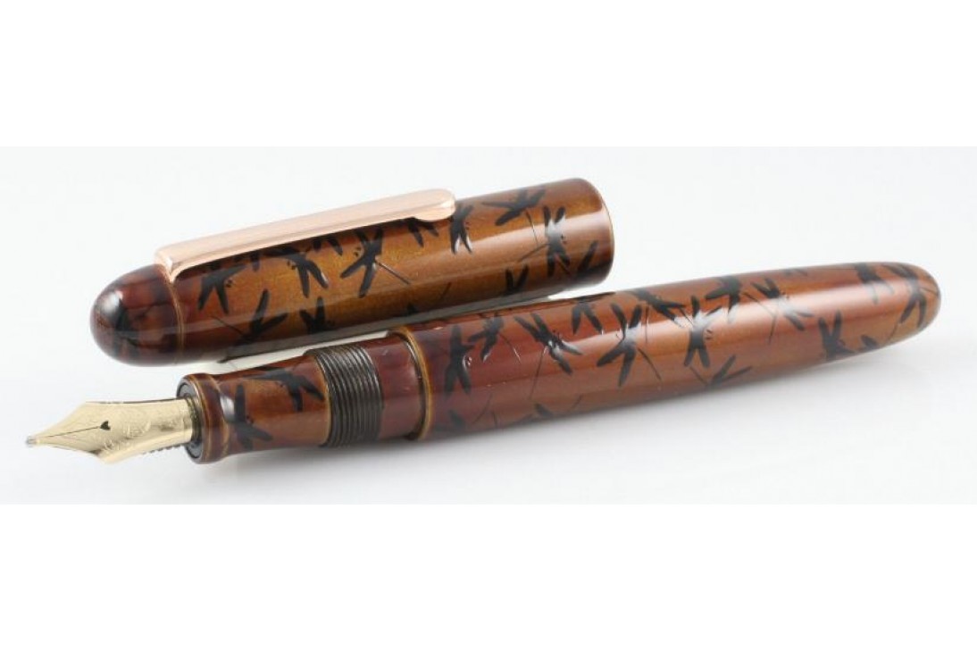 Nakaya Portable Writer Byakudan-Nuri with Yakau Maki-e Akitsu-Shima Fountain Pen