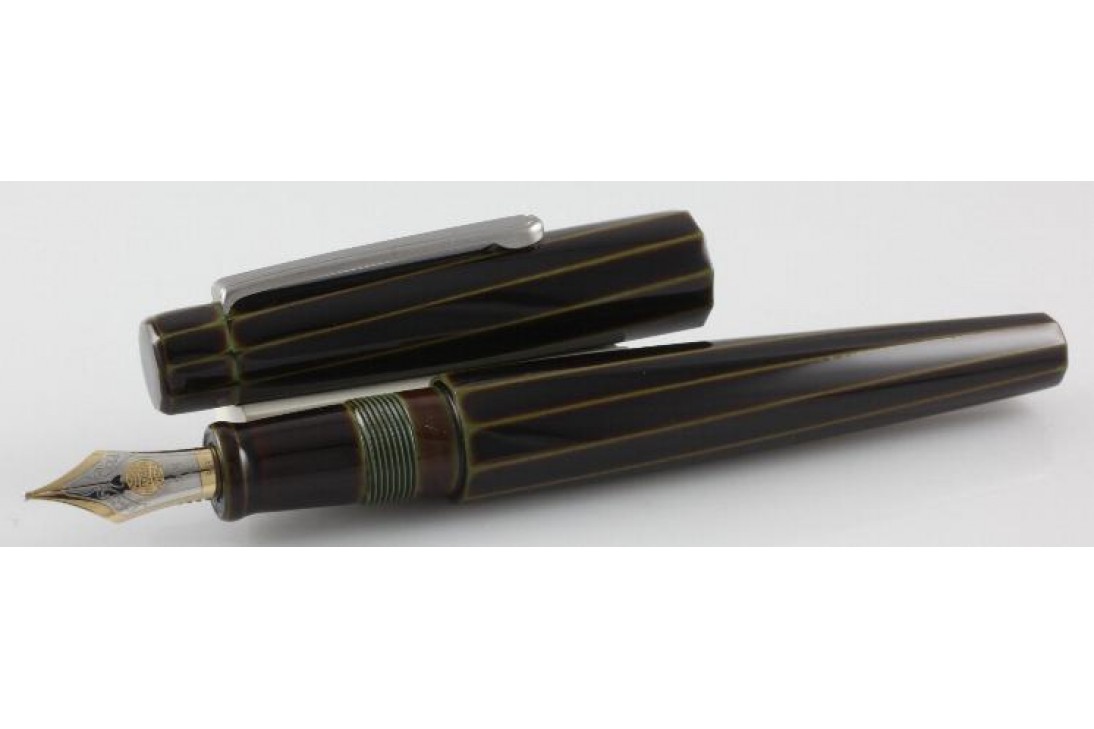 Nakaya Decapod Writer (149mm) Model Heki-Tamenuri (TW) Fountain Pen