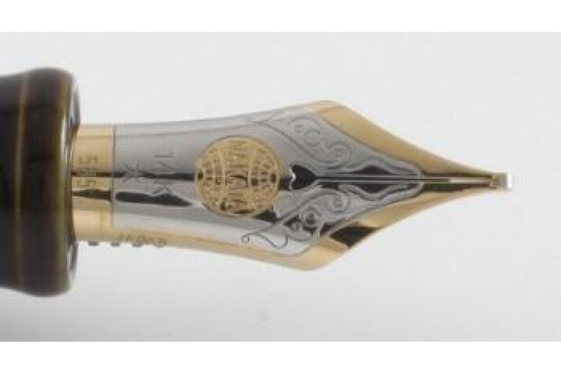 Nakaya Decapod Writer (149mm) Model Heki-Tamenuri (TW) Fountain Pen