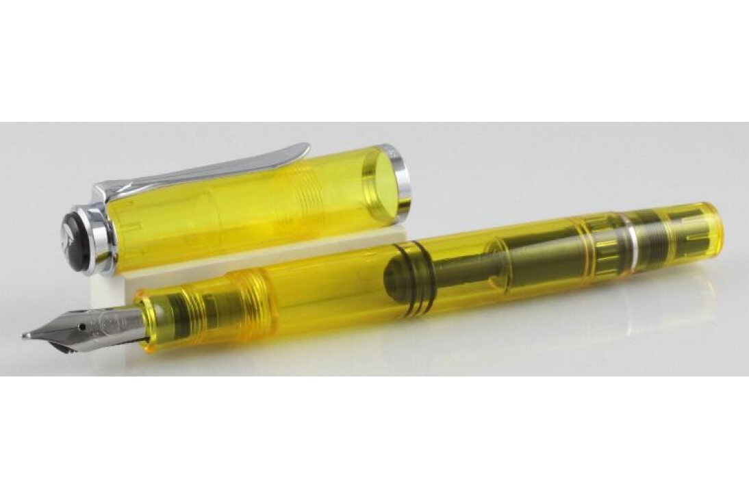 Pelikan Special Edition M205 Duo Set Yellow Fountain Pen