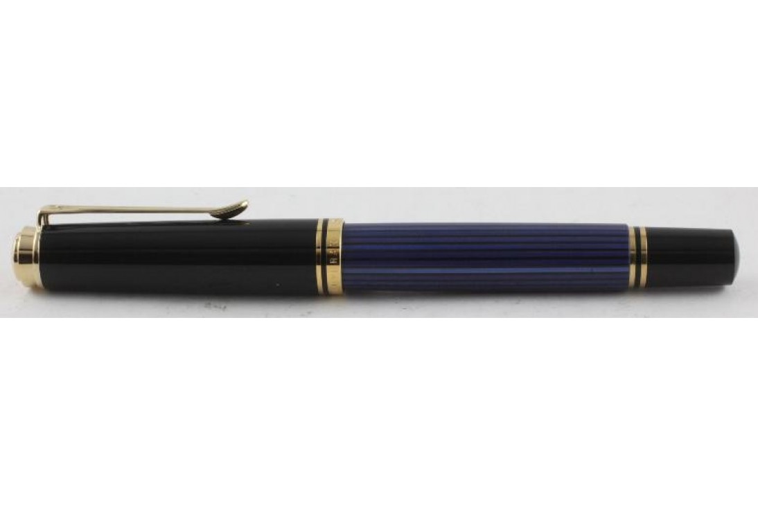 Pelikan Souveran M600 Blue and Black Gold Plated Trim Fountain Pen (New Logo)