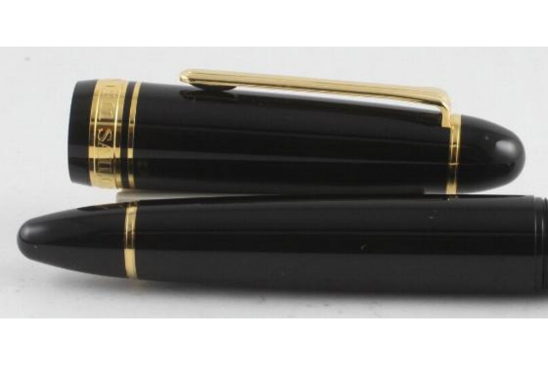 Sailor King of Pens - King Profit Black with Gold Trim Fountain Pen