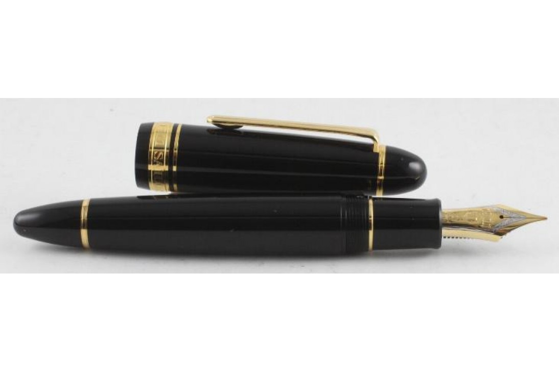 Sailor King of Pens - King Profit Black with Gold Trim Fountain Pen