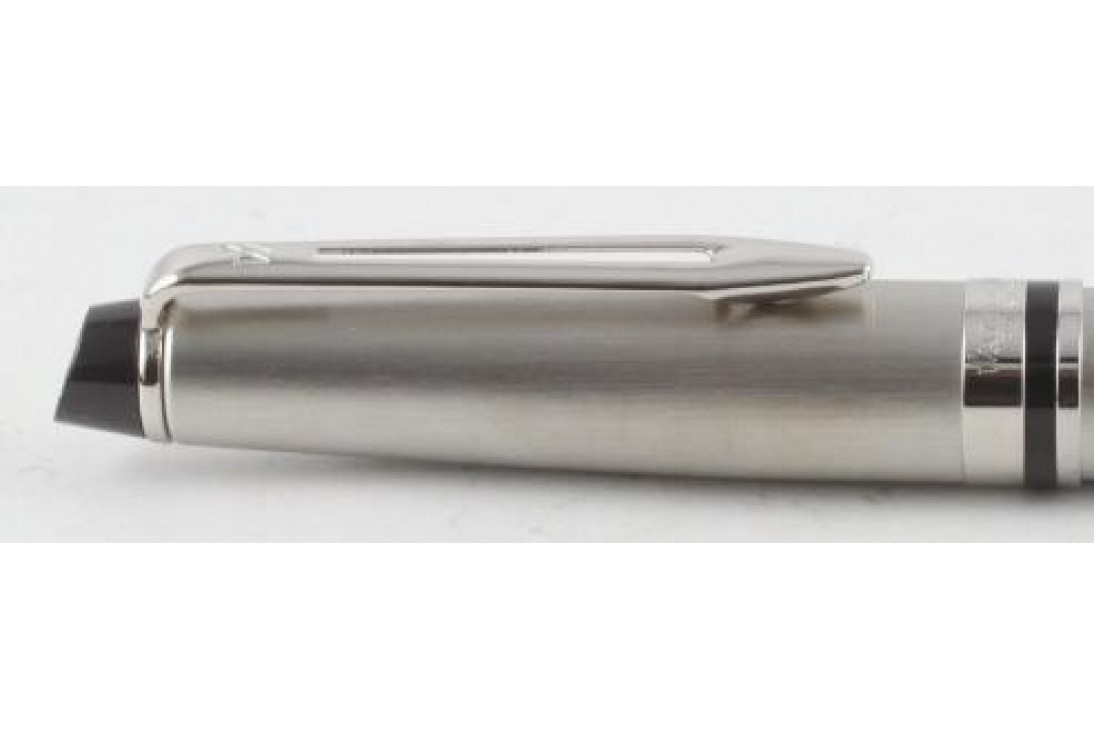 Waterman Expert III Stainless Steel Chrome Trim Ball Pen