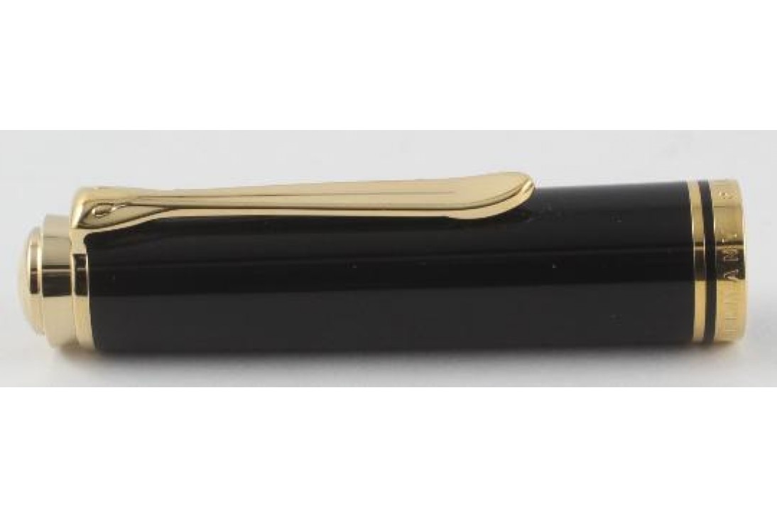 Pelikan Souveran M800 Black Fountain Pen - New Logo