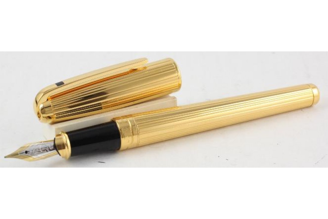 S.T. Dupont Olympio Large Gold Finishes Lines Fountain Pen