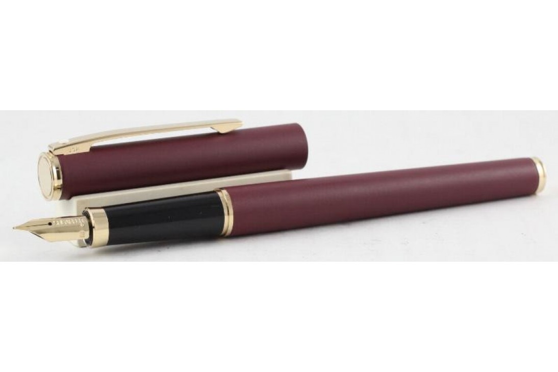 Sheaffer Fashion 263 Matte Berry GT Fountain Pen