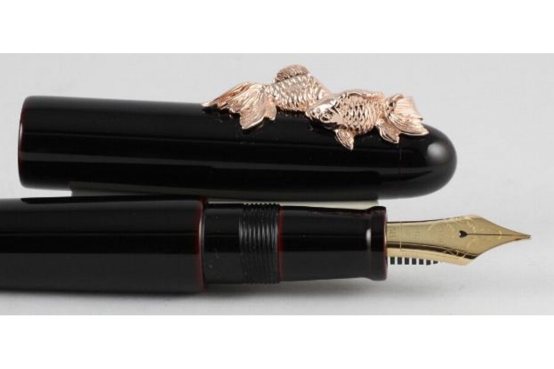 Nakaya Portable Writer Kuro Tamenuri with Gold Fish Anti-roll Fountain Pen