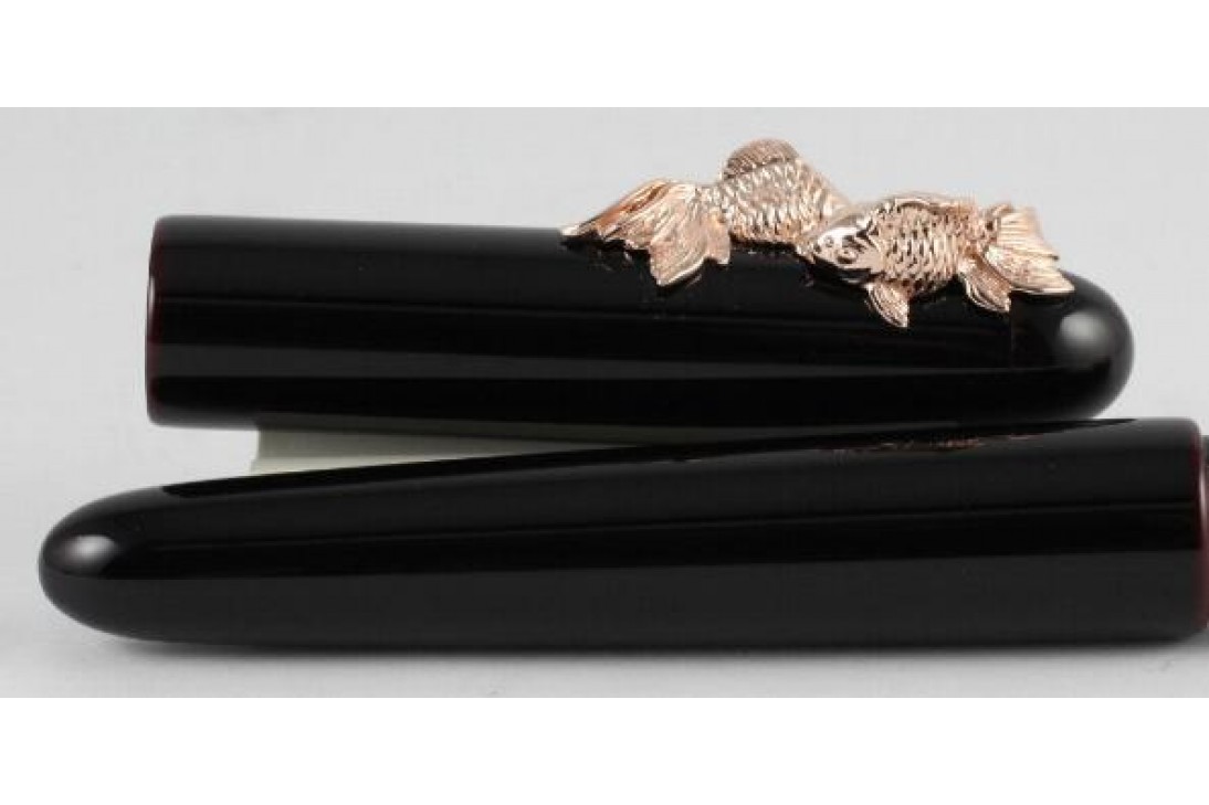 Nakaya Portable Writer Kuro Tamenuri with Gold Fish Anti-roll Fountain Pen