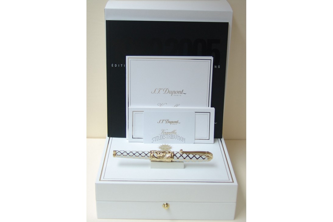 S.T. Dupont Limited Edition Versailles White Lacquer Fountain Pen