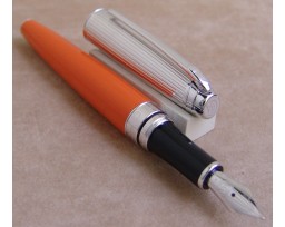 Caran d'ache Leman Bi colour Saffron Fountain Pen