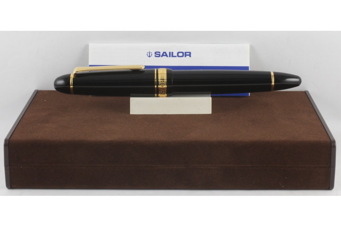 Sailor King of Pens - King Profit Black with Gold Trim Fountain Pen