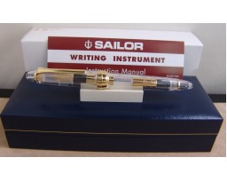 Sailor 1911 Standard Demonstrator with Gold Trim Fountain Pen