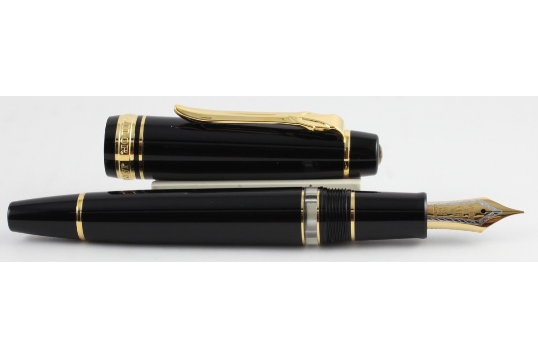 Sailor Professional Gear II Realo Black with Gold Trim Fountain Pen