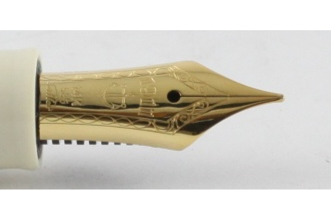 Sailor 1911 Standard Ivory with Gold Trim Fountain Pen