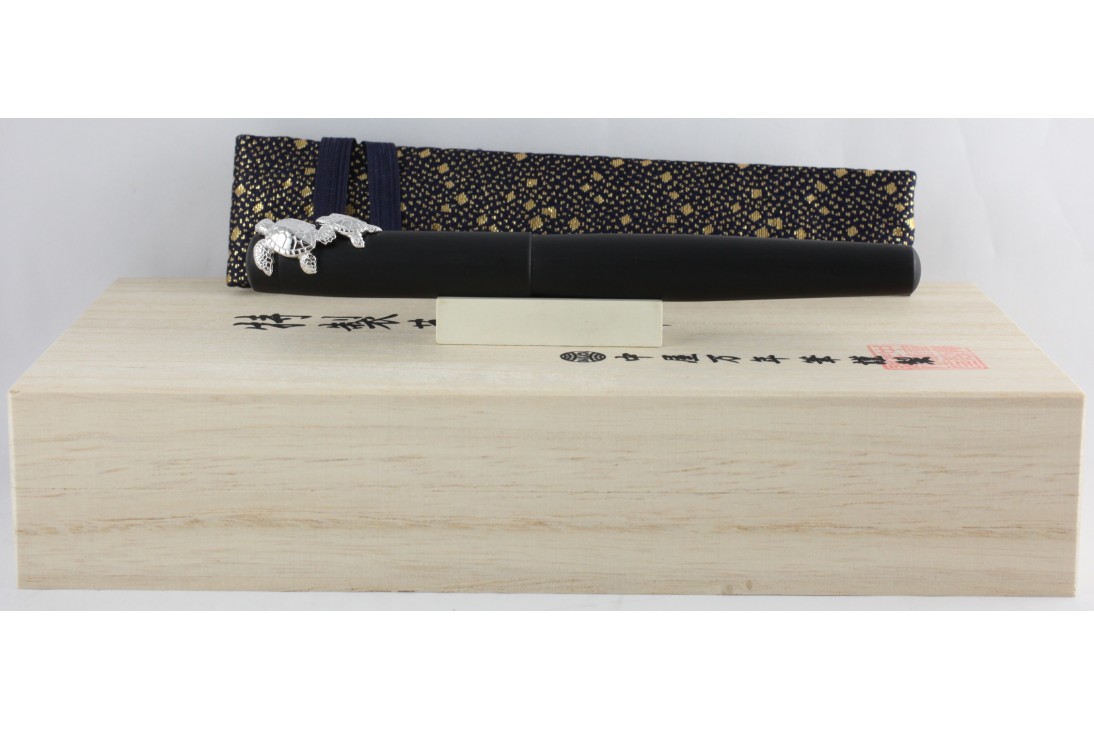 Nakaya Neo Standard Hairline with Turtle Stopper Fountain Pen