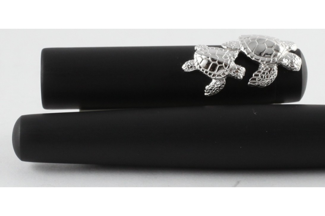 Nakaya Neo Standard Hairline with Turtle Stopper Fountain Pen