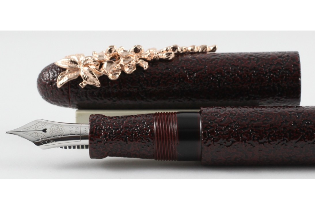 Nakaya Portable Writer  (Wisteria Stopper) Half Matte Ishime Kuro Tamenuri Fountain Pen